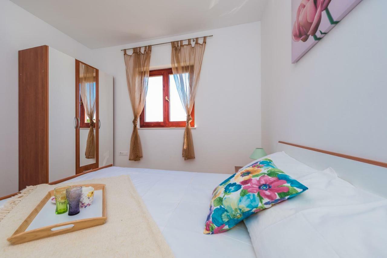 Apartments Blandona Biograd Na Moru Exterior foto